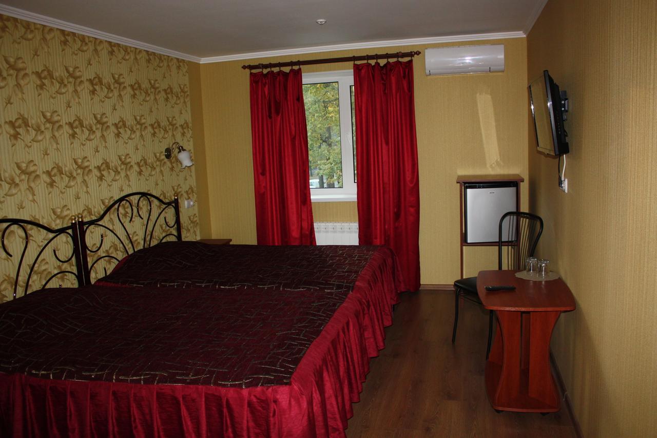 Hotel Gostynnyi Dvir Bucha Zimmer foto
