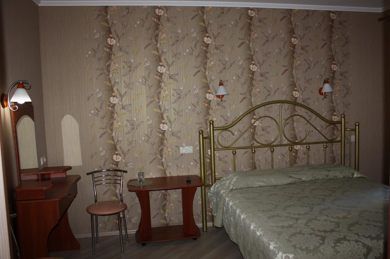 Hotel Gostynnyi Dvir Bucha Zimmer foto